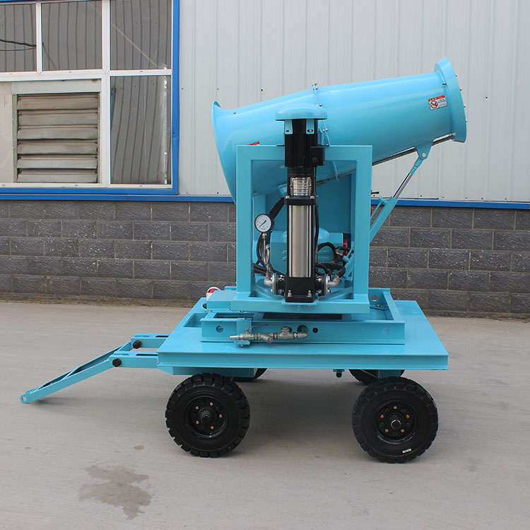 拖車式霧炮機(jī).jpg 拖車式霧炮機(jī).jpg