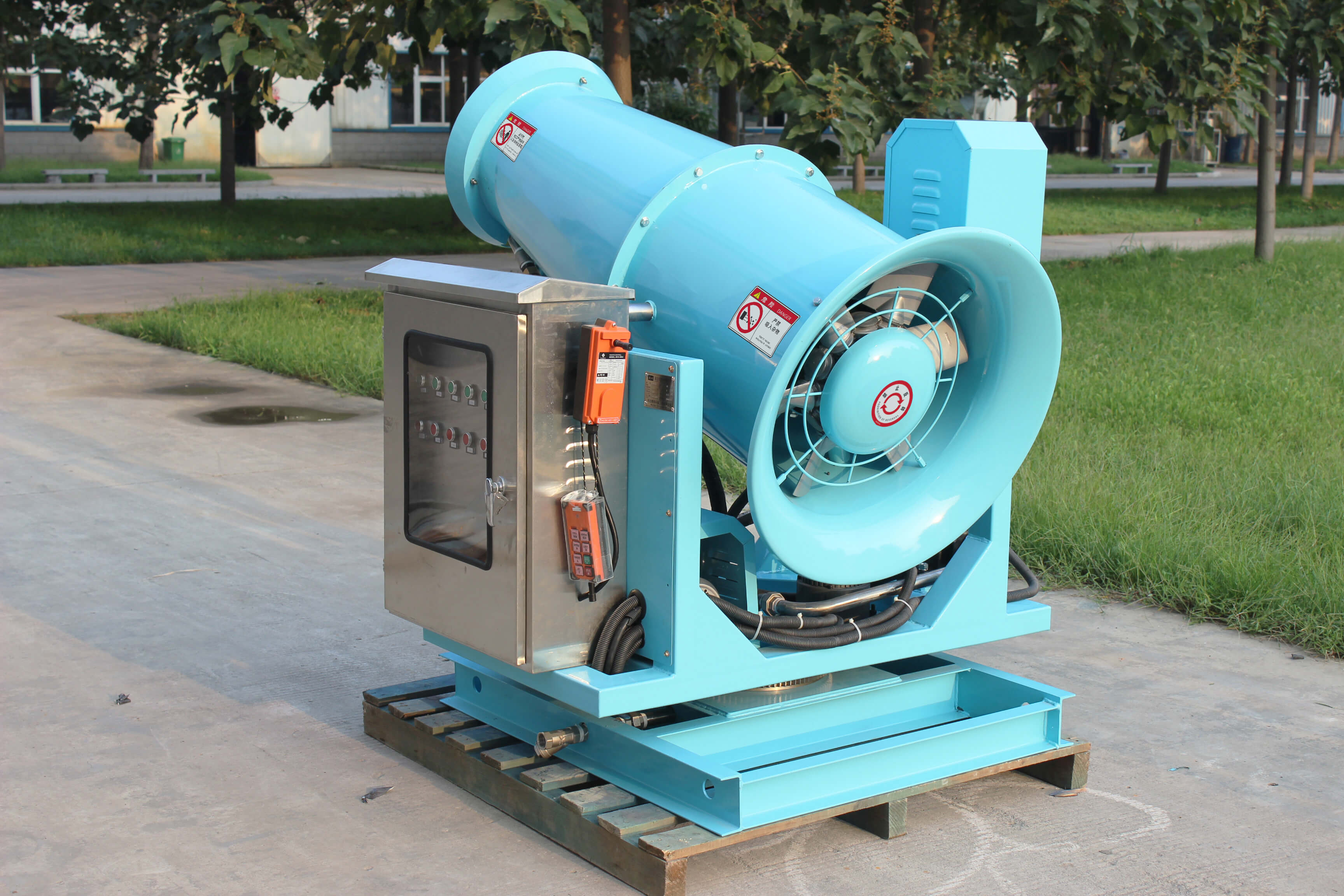 全自動遙控霧炮機如何做到有效降塵？