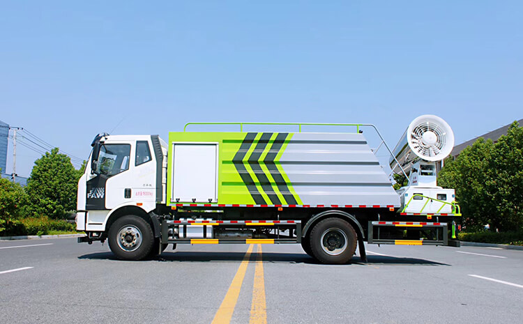 車載霧炮設(shè)備在建筑工地有什么突出優(yōu)勢？