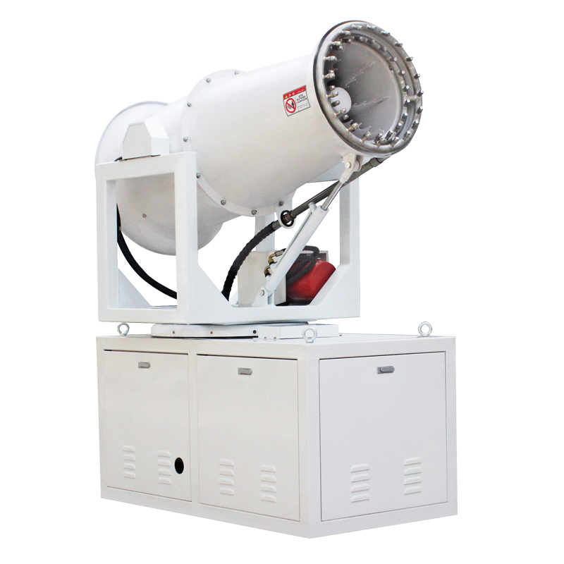 石榴園里使用霧炮機澆水打藥效果怎么樣？鄭通霧炮機廠家告訴您！